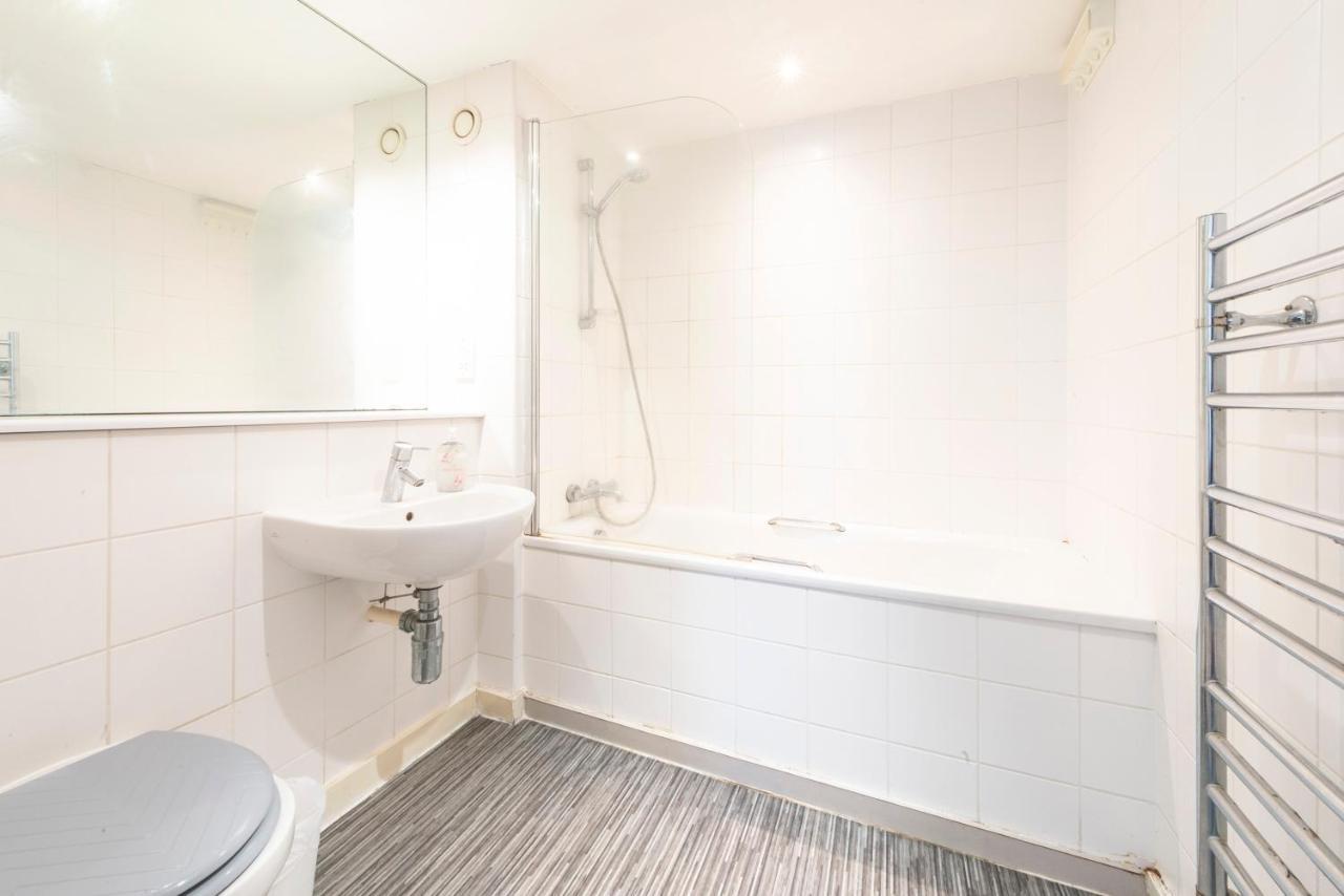 Skyline Tower Apartment - Manchester — Photos 3
