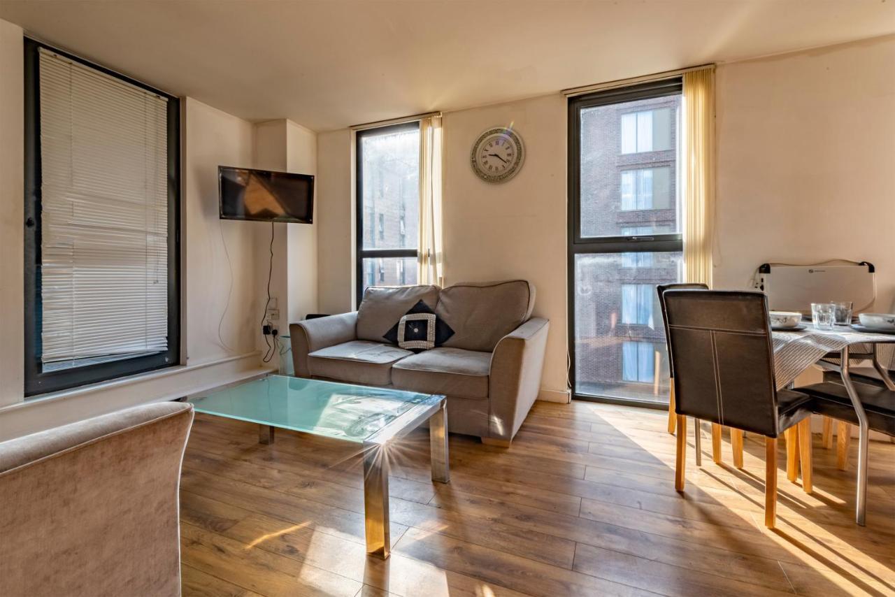 Skyline Tower Apartment - Manchester — Photos 2